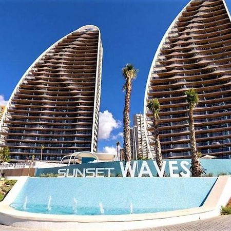 Apartamentos Sunset Waves By Sonneil Rentals Benidorm Exterior foto